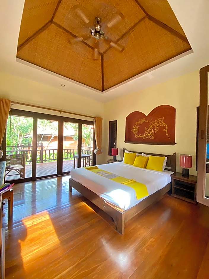 Photo 1 of 18 of Chalet