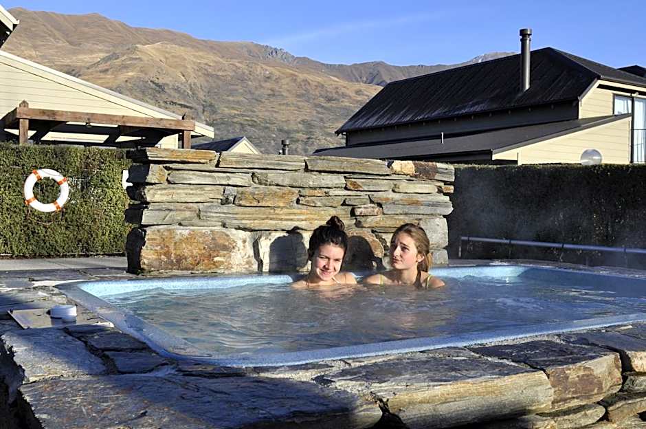 Lansdown Villa Apartments