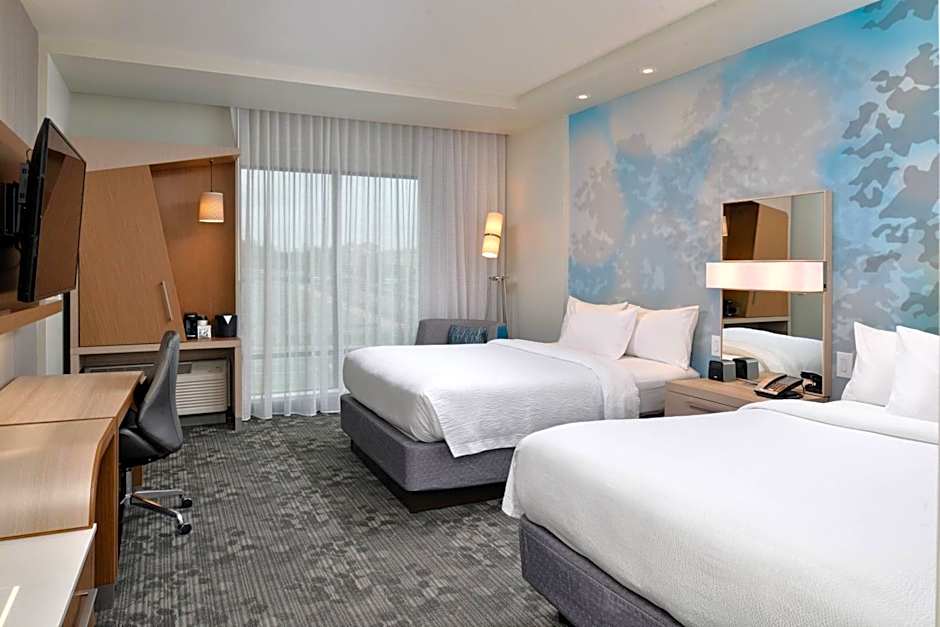 Photo 1 of 3 of 2 Queen Beds, Mobility Accessible, Bathtub