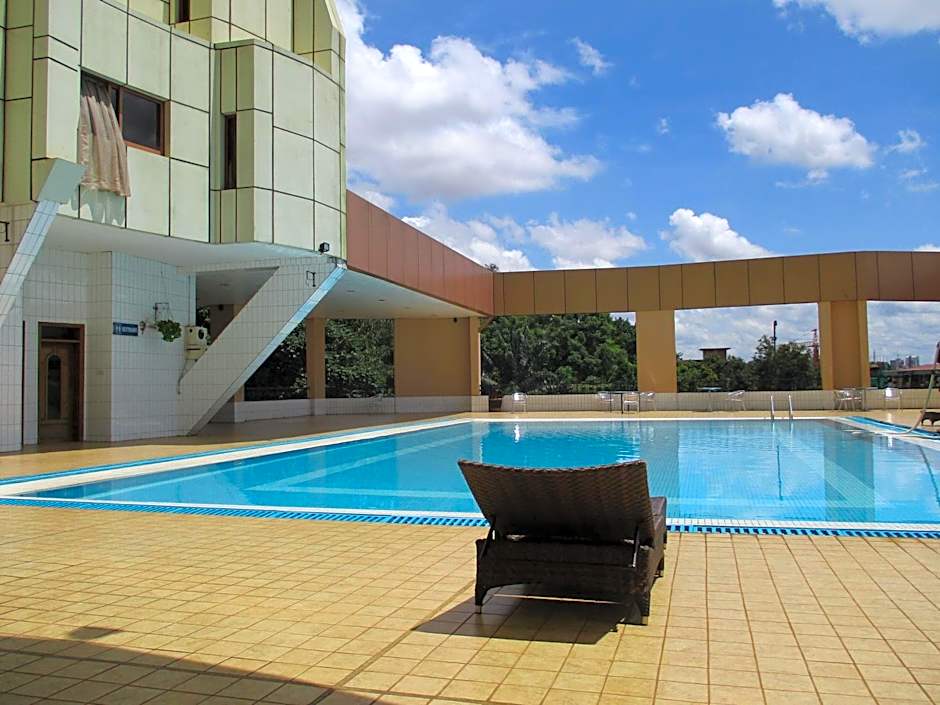 Imperial Royale Hotel