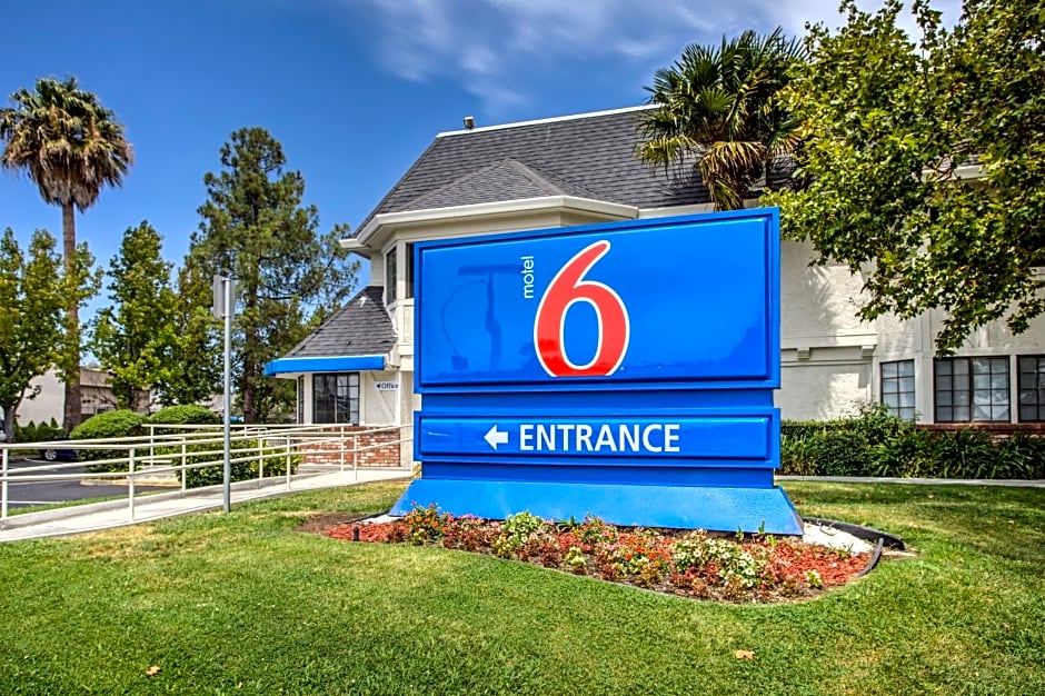 Motel 6-Fairfield, CA - North