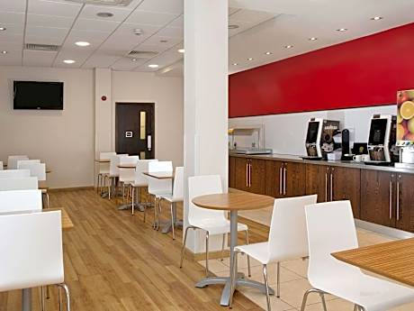 Travelodge Manchester Upper Brooks Street