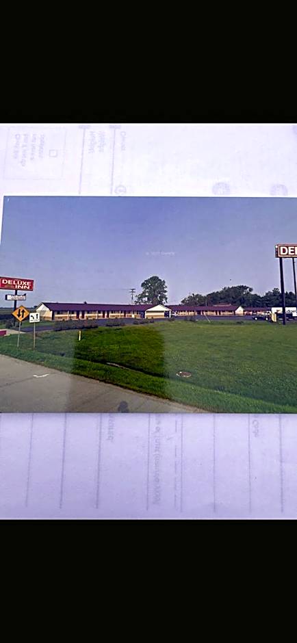 Deluxe Inn