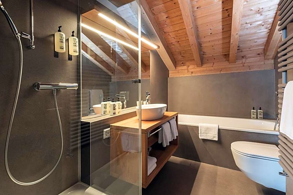 Conrad's Mountain Lodge