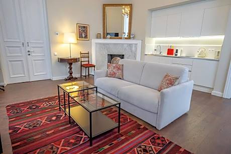 TIFLIS OPERA Aparthotel