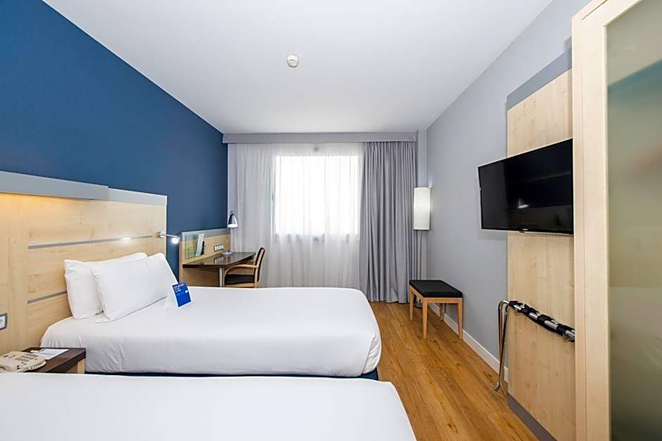 Holiday Inn Express Barcelona City 22@ By IHG