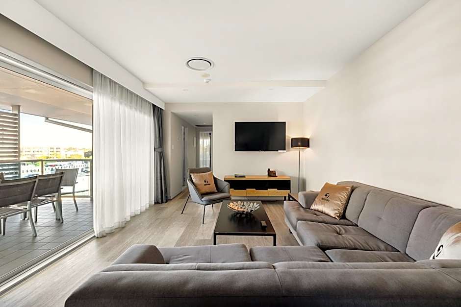 Jephson Hotel & Apartments