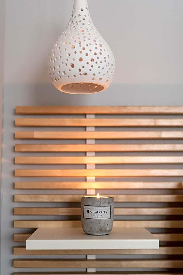 12 Keys Athens Apartments