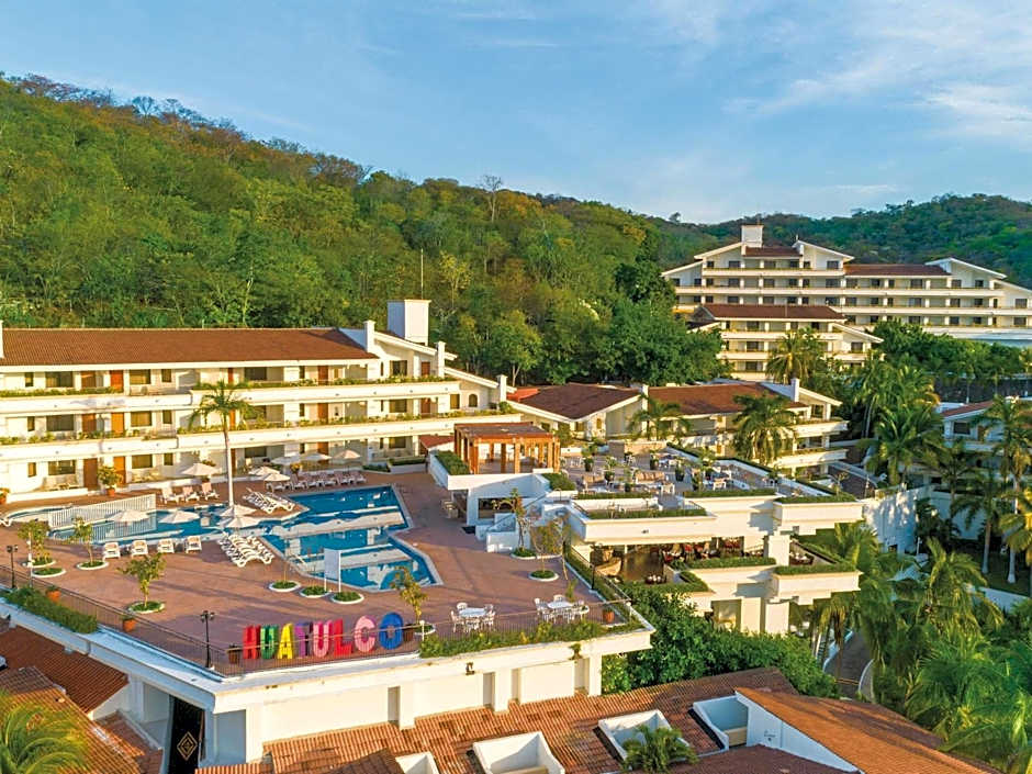 Park Royal Huatulco managed by Accor
