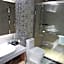 Wanting Hotel (Guangzhou Baiyun Railway Station Xinshi Baixin Plaza)