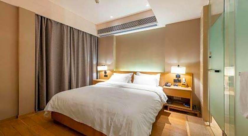 V8 Ziyuangang Hotel