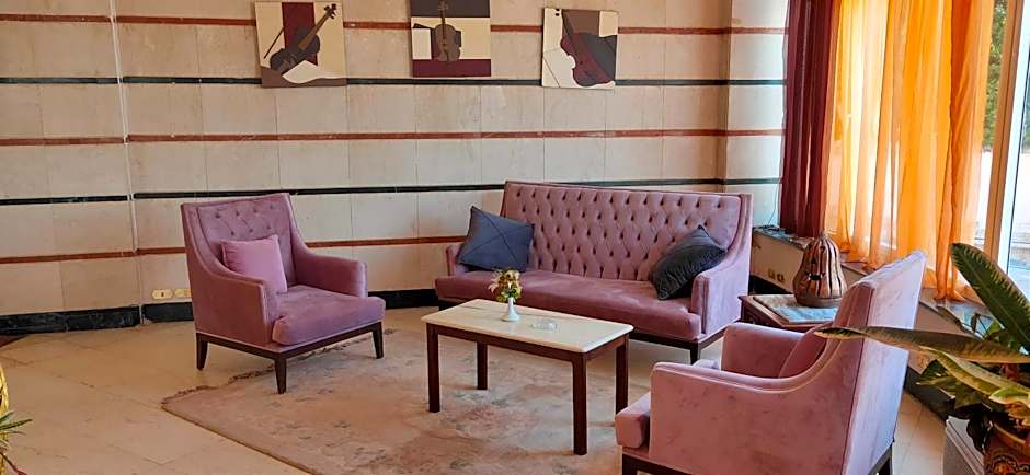 Fayoum Hotel