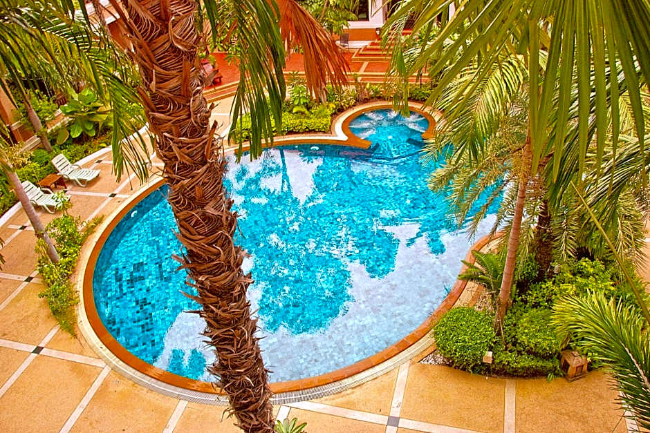 Le Casa Bang Saen Hotel