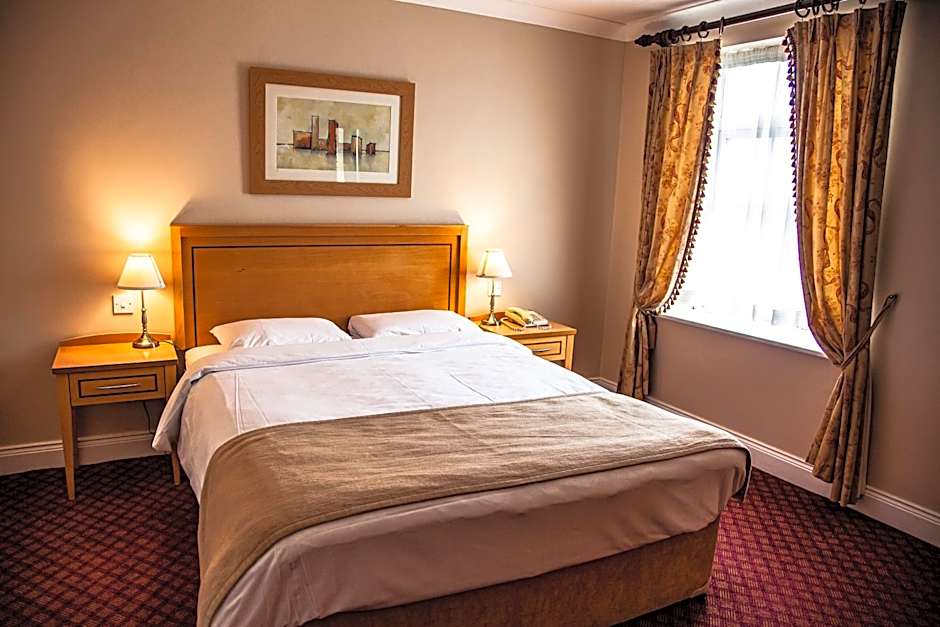 Gullane's Hotel