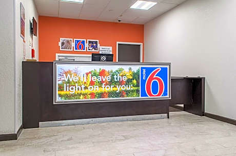 Motel 6-Brockton, MA