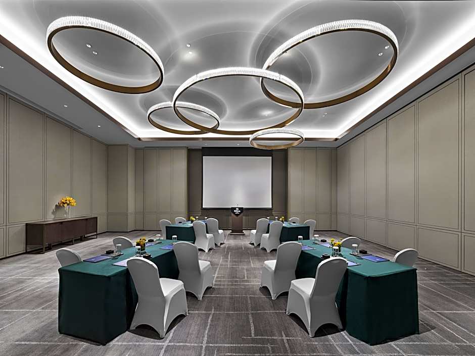 Hilton Zhuji