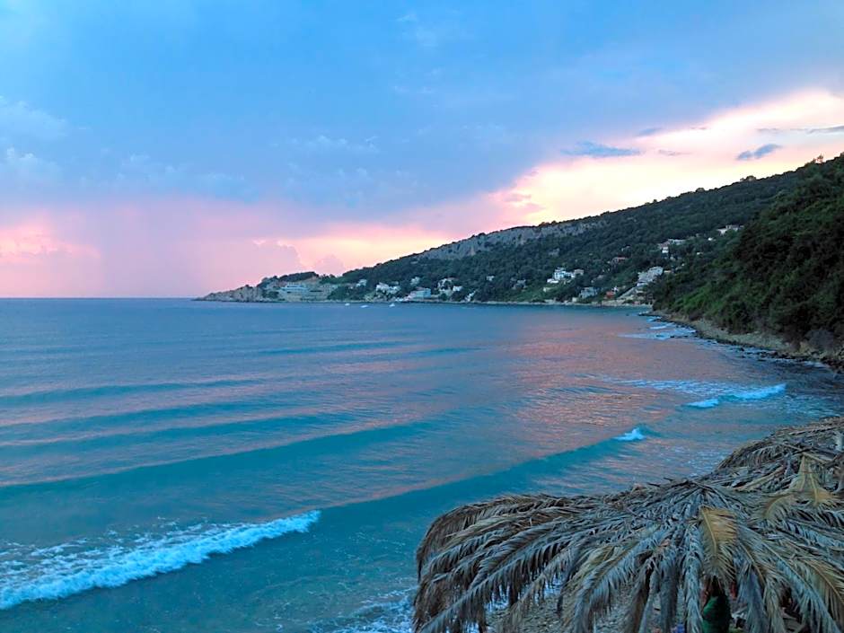 Casa Mila apartments & bungalows