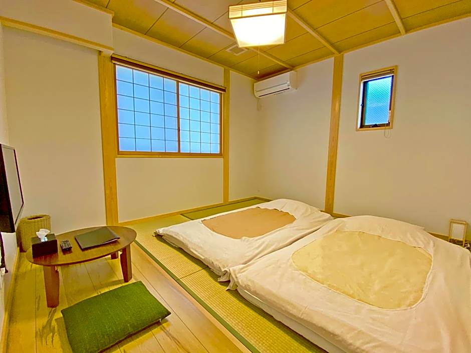 Photo 1 of 4 of Economy 2 Beds