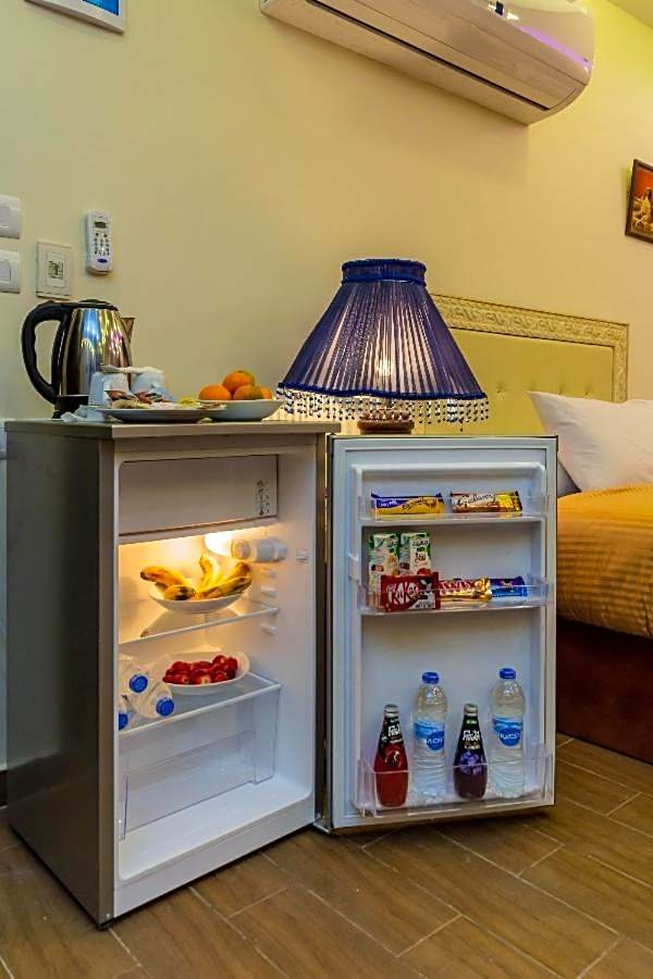 PANORAMA view pyramids