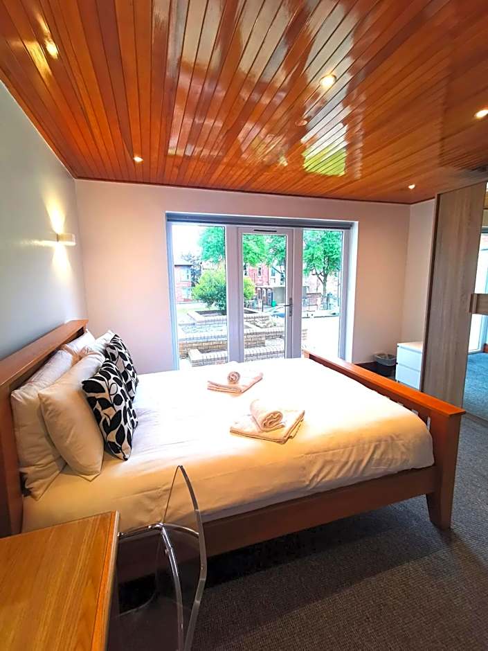 The Elmsleigh Suite at Claremont Hotel