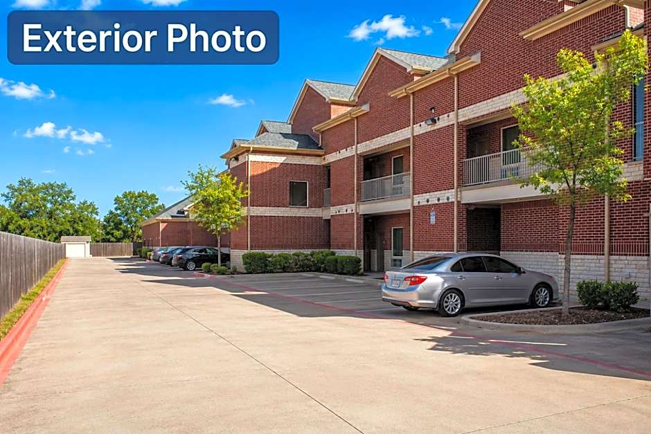 Texas Bungalows Hotel & Hotel Que at Lakeline Austin Cedar Park
