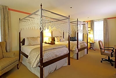 Admiral Fell Inn