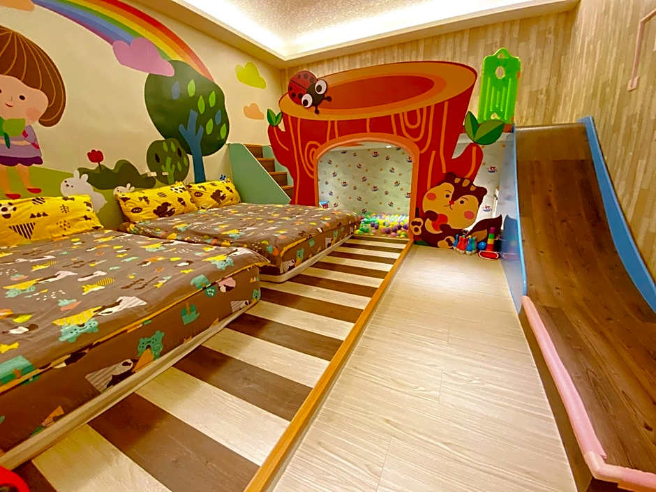 Little cute guesthouse