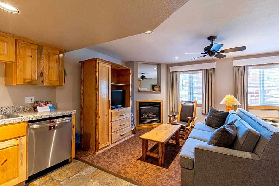 Red Wolf Lodge At Squaw Valley