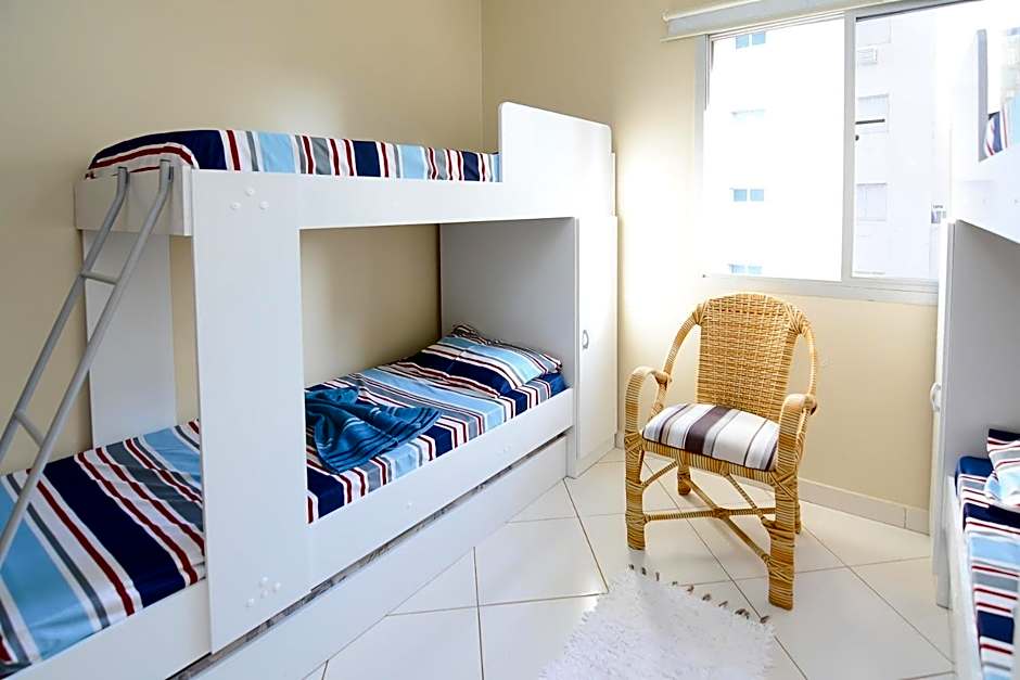 Apartamento no Morro do Maluf, frente ao mar