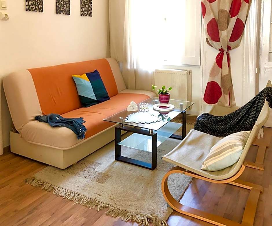 Zen Hostel by Central Market