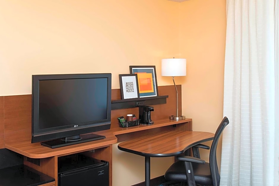 Fairfield Inn & Suites by Marriott Chicago St. Charles