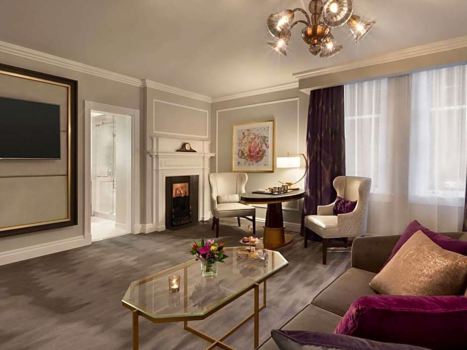 Fairmont Empress Hotel