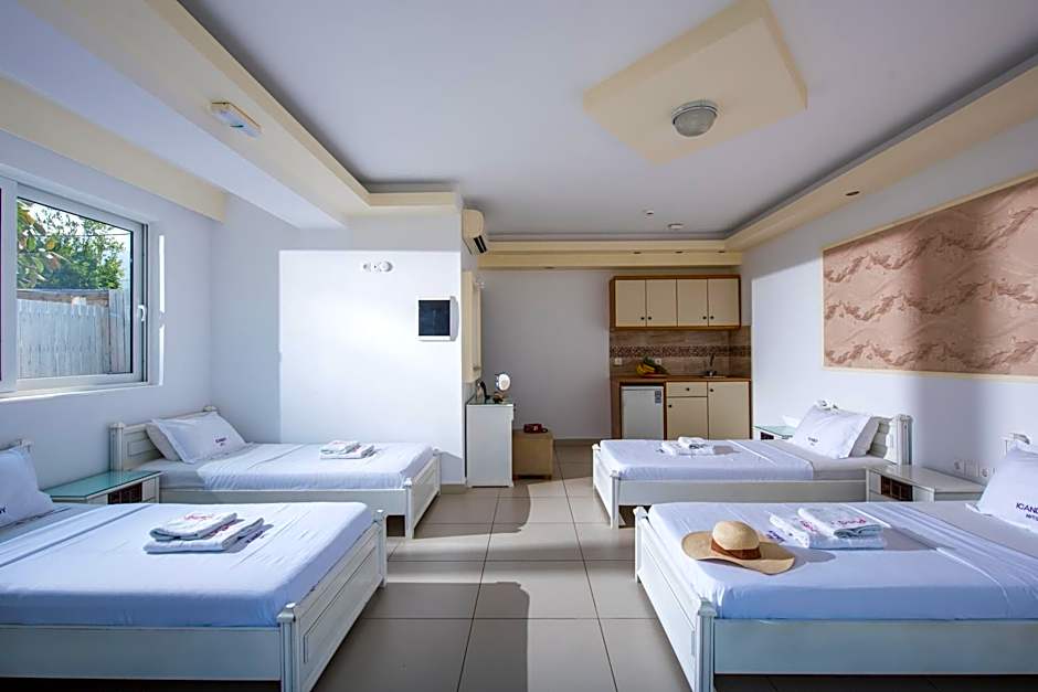 I Candy Malia by Estia