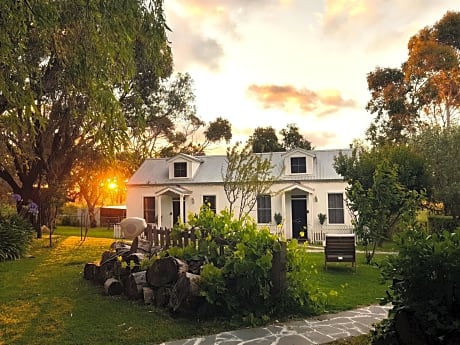 Clonmara Country House and Cottages