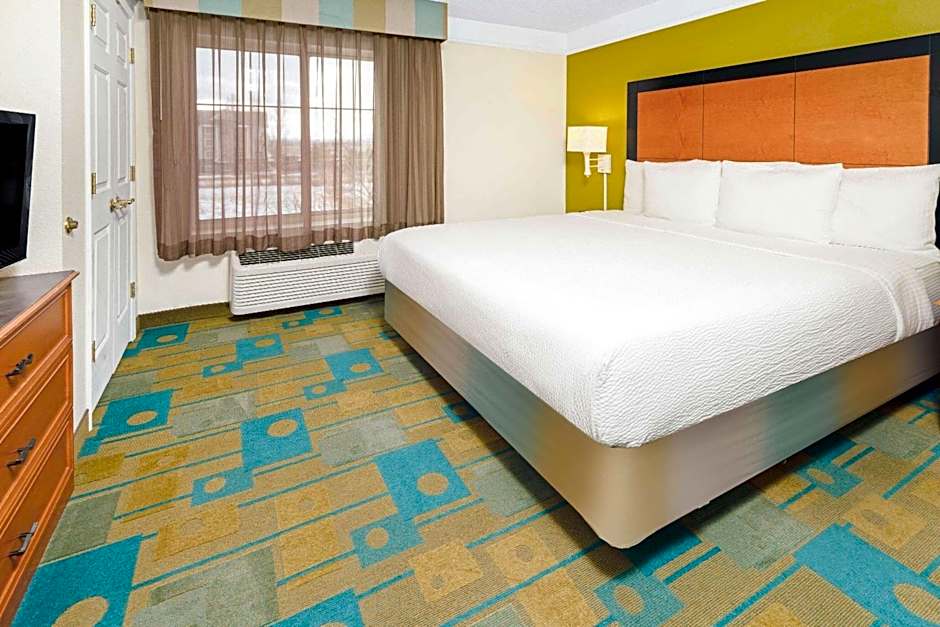 La Quinta Inn & Suites by Wyndham Salt Lake City Airport