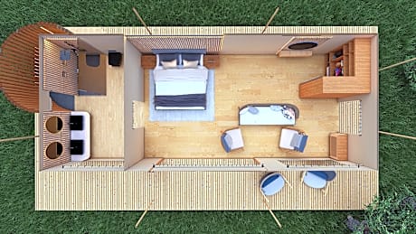 Queen Room with Garden View