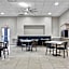 Days Inn & Suites by Wyndham Niagara Falls/Buffalo