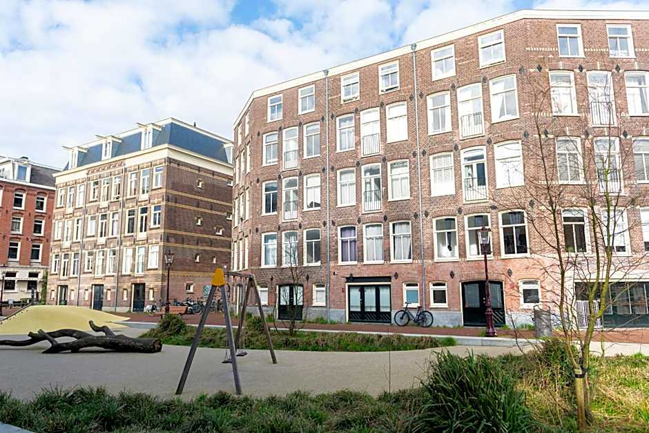 Canal View Apartment