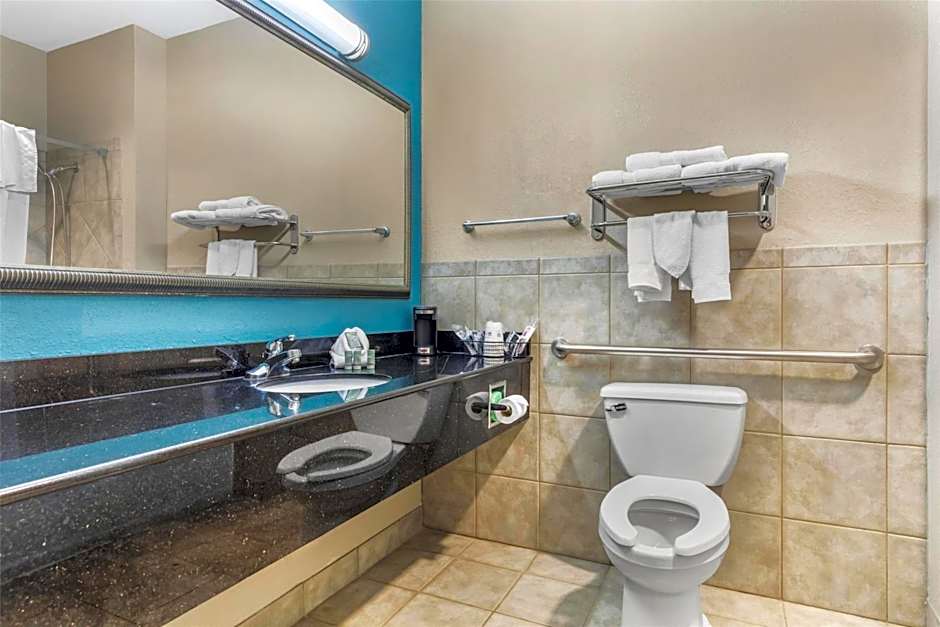 Best Western Mineola Inn