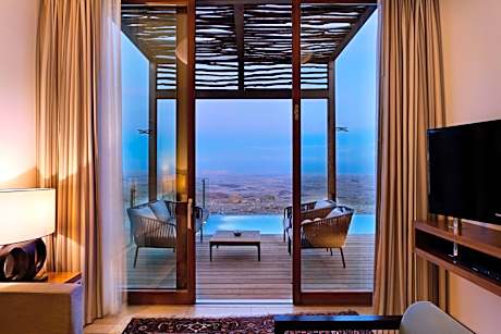 Deluxe Villa With Crater View (couples only)