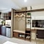 Rovira Suites