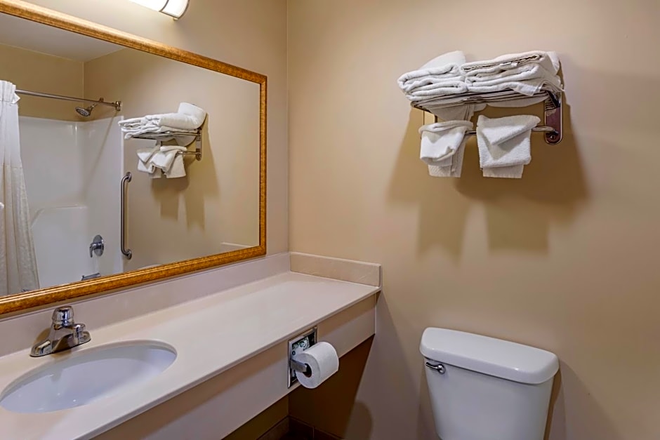 Quality Inn & Suites