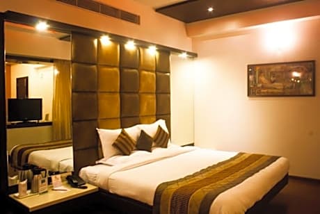 Royal Deluxe Room
