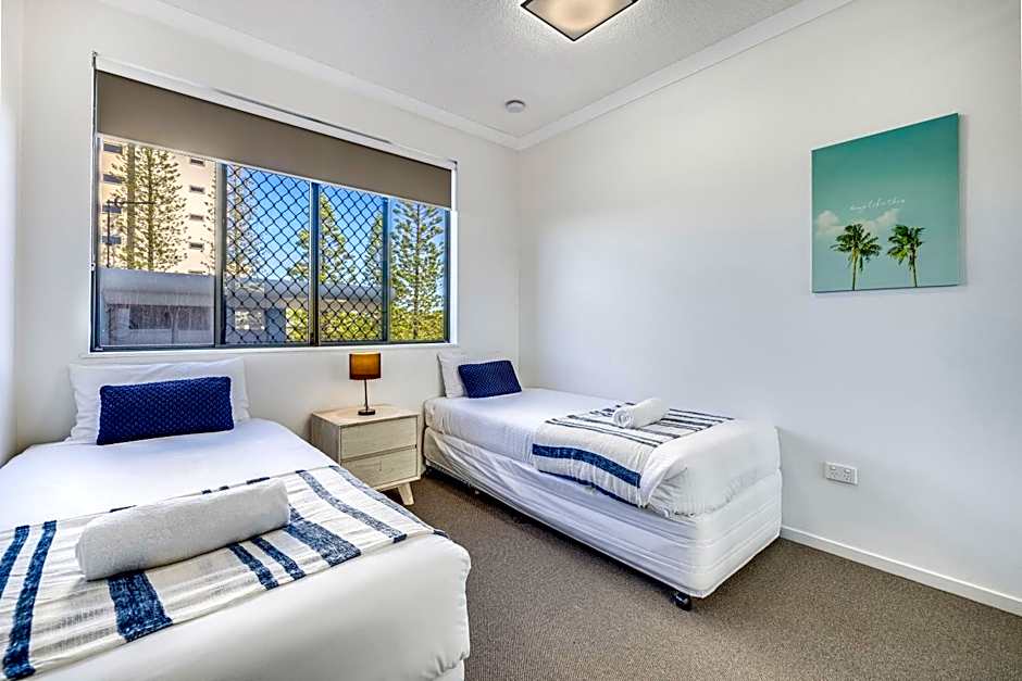 Meridian Alex Beach Apartments