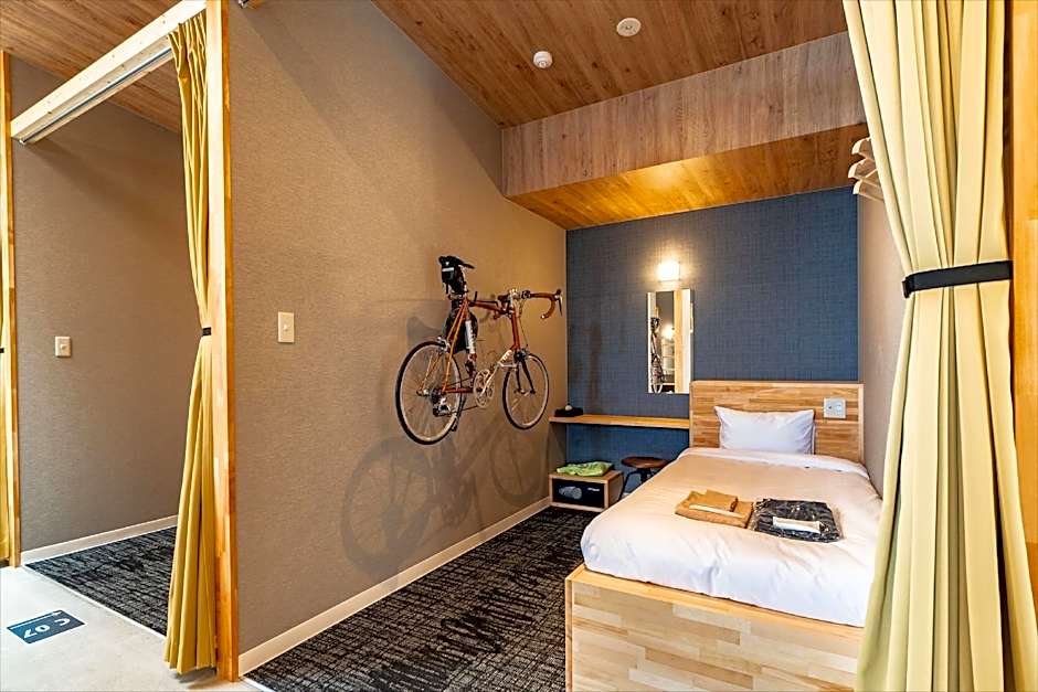 I-LINK HOSTEL & CAFE SHIMANAMI