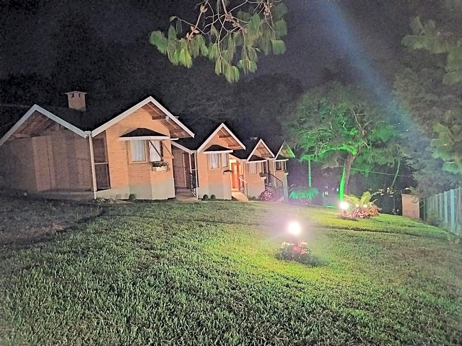 Pousada Alto dos Pinheiros