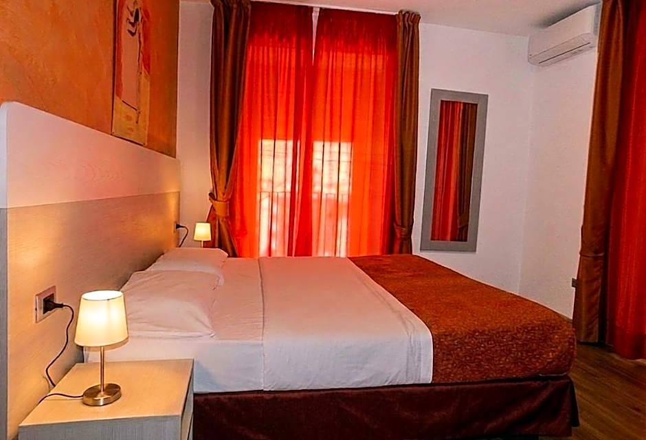 San Max Hotel