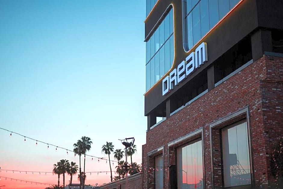 Dream Hollywood by Hyatt