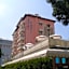 Hotel Trevi
