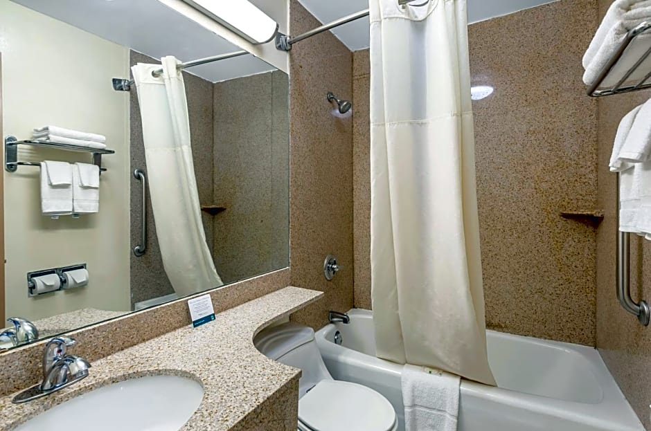 Econo Lodge Waynesboro - Skyline Drive